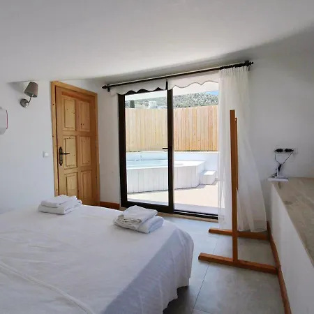 Castle, Sea View, 3 Bedroom, Private Pool, Close To Beach Вилла