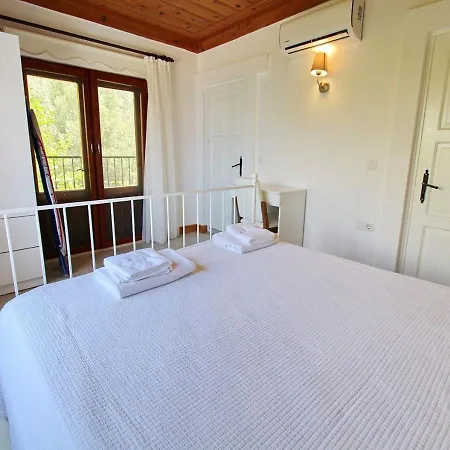 Castle, Sea View, 3 Bedroom, Private Pool, Close To Beach فيلة